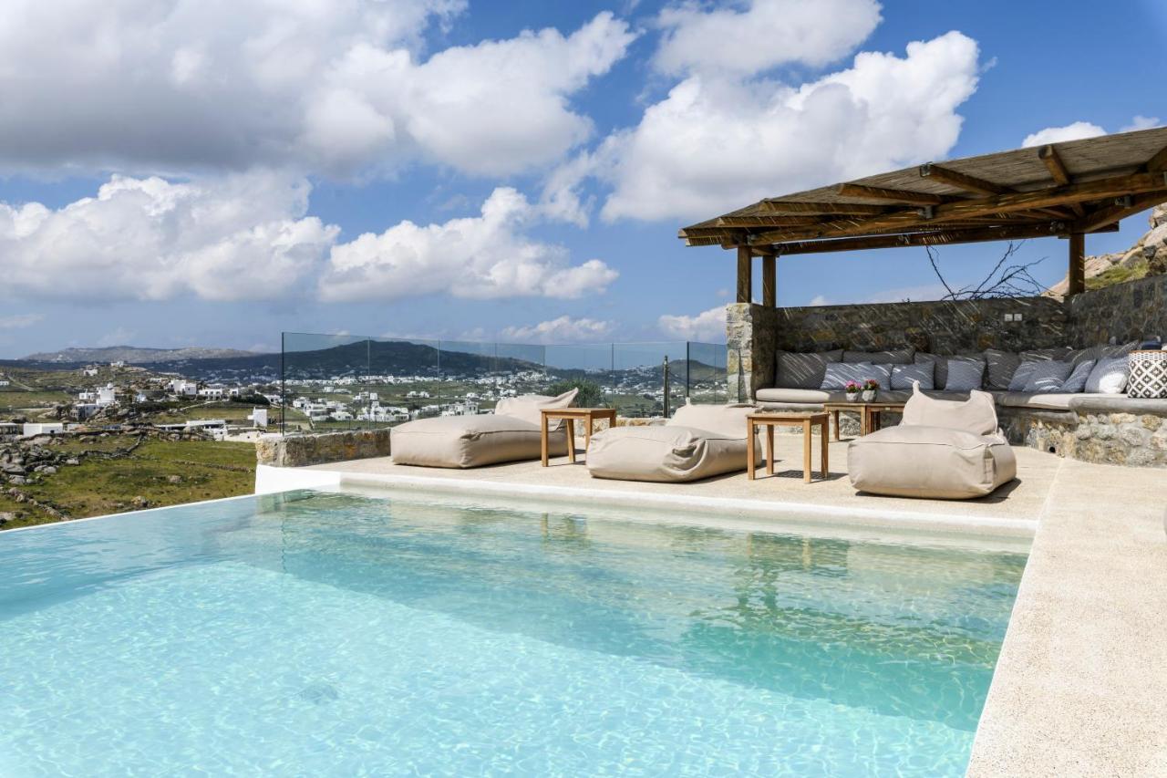 Aquadise Seaview Pool - Three Bedrooms *