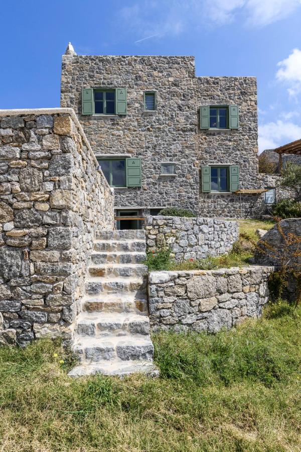 Aquadise Seaview Pool - Three Bedrooms